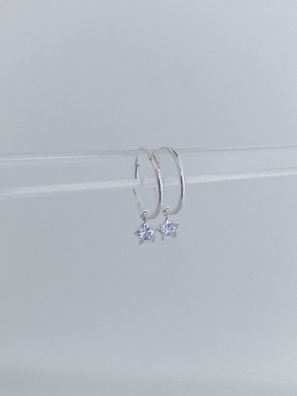 Producto - Argollitas con dije cubic estrella