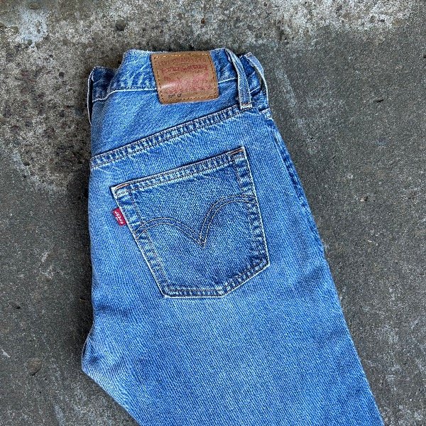 Producto - Jean celeste de mujer - Levis 501 CT T27