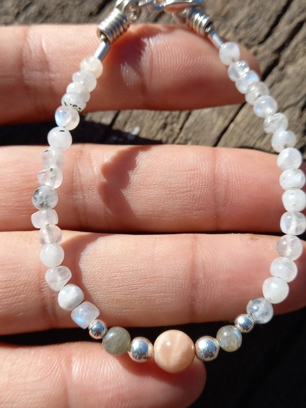 Producto - Pulsera Piedra del Sol, Piedra luna, labradorita y plata