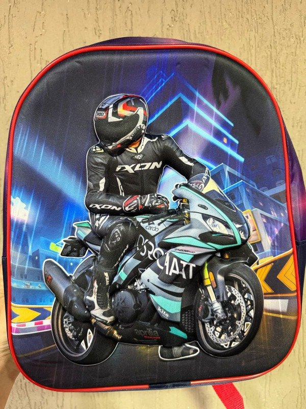 Producto - MOCHILA 12" ESPALDA 3D MOTO