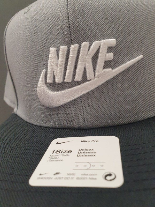 Nike pro futura snapback negro — imagen 2