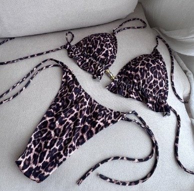 Producto - Bikini VICTORIA volados print