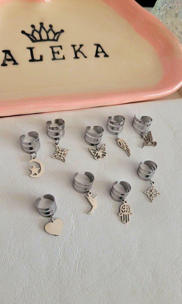 Producto - Aros cuff con dijes de acero quirúrgico