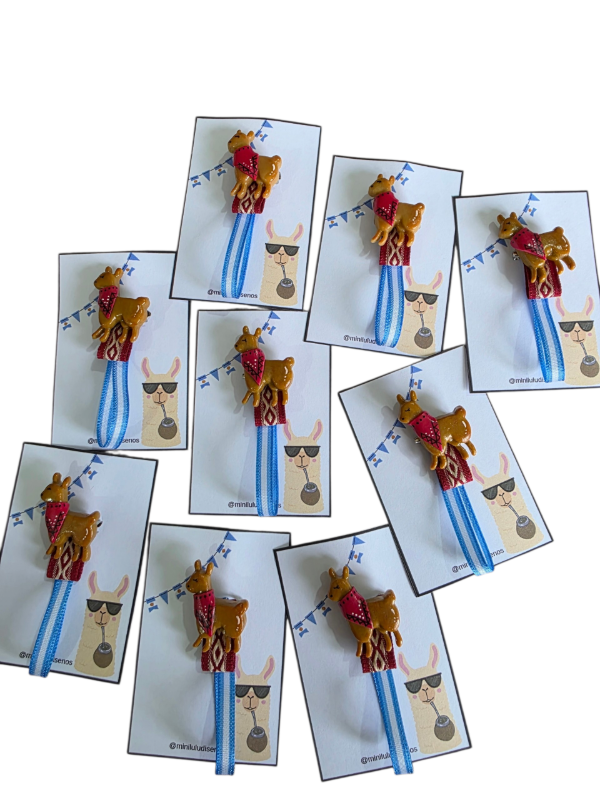 Producto - Escarapela llama - 1
