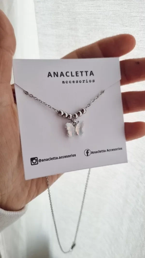 Producto - Gargantilla mariposa tornasol con bolitas Aq