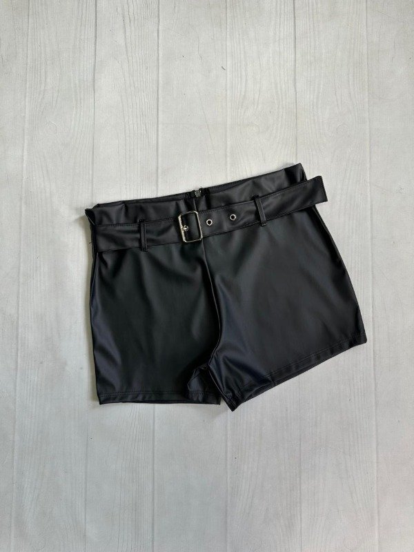 Producto - [4369] Short ojalillo cinturon cuerina