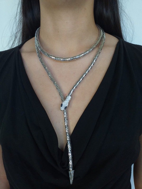 Producto - Corbatero Víbora plateado flexible con imán