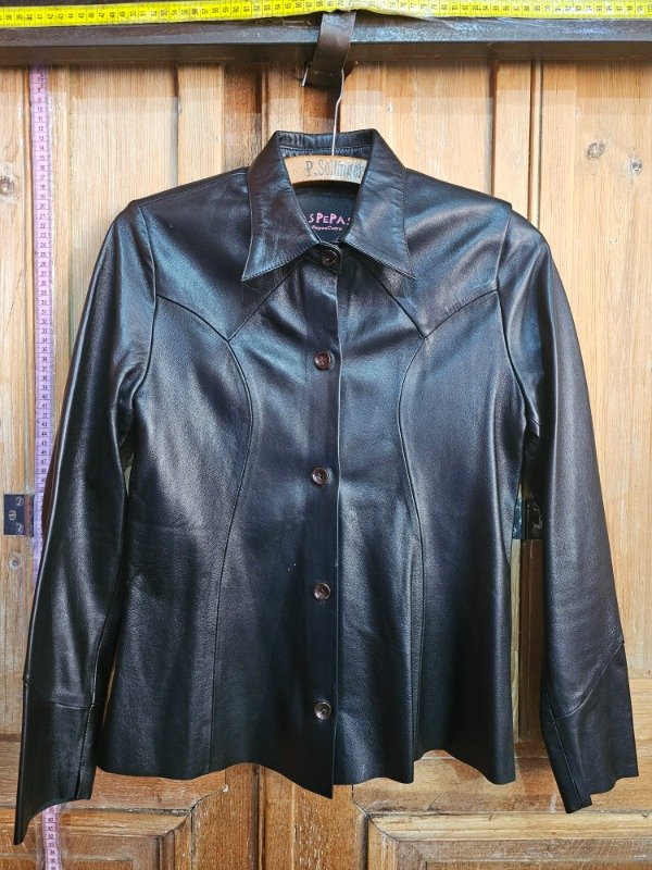 Producto - Campera de Cuero Las Pepas Negra t.2