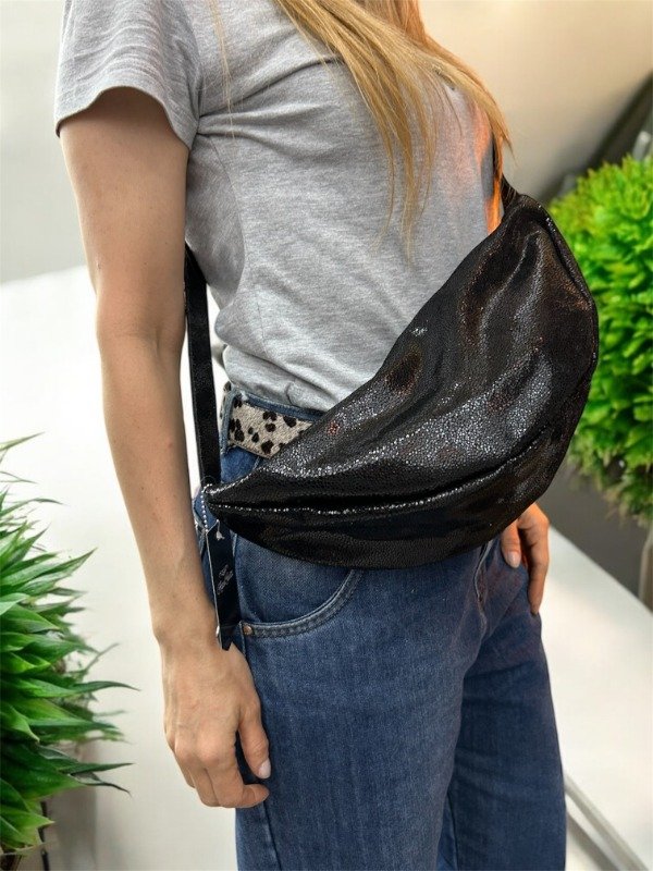 Producto - Riñonera/ cartera BRISA NEGRA