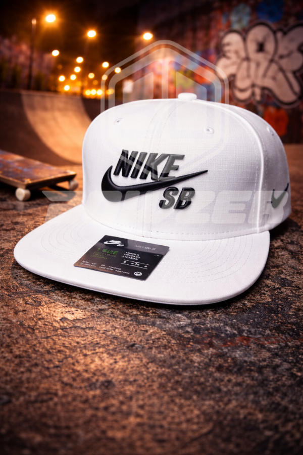 Producto - Gorra Nike Blanca