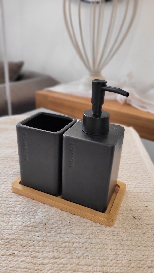 Producto - Set de baño de cerámica y bambú 3 piezas negro
