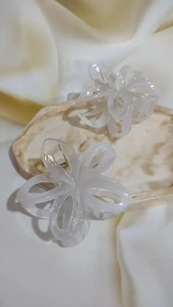Producto - BROCHE FLOR CALADA - 0