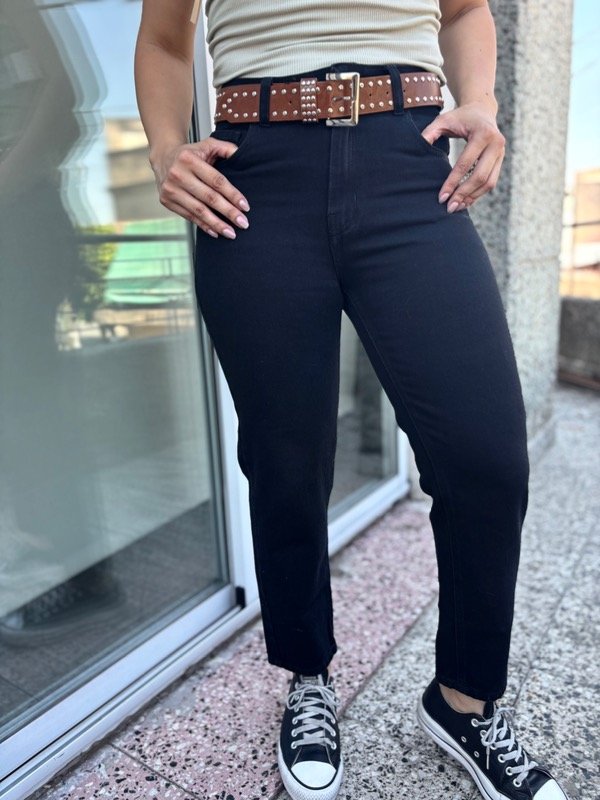 Producto - Jean mom negro