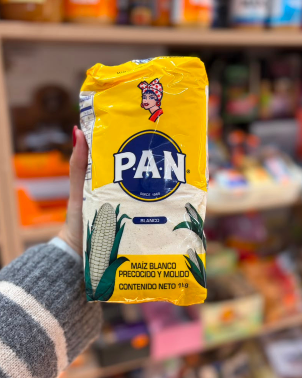 Producto - Harina de maíz blanco "PAN"