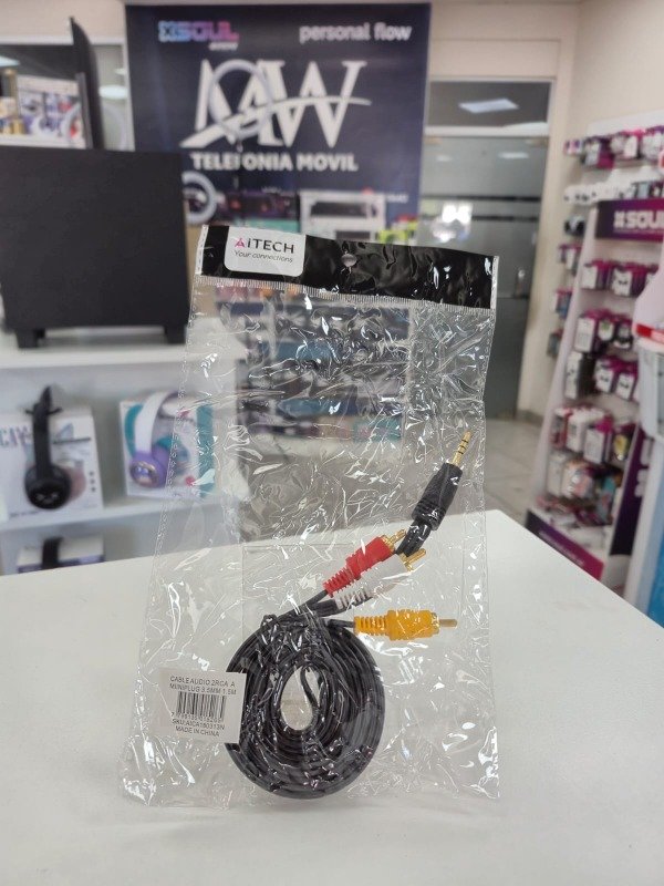 Producto - Cable de Audio 3 Rca a 3.5mm 1.5 Metros Aitech AICA180313N