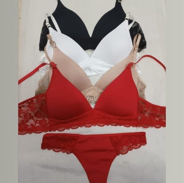 Producto - Conjunto de Lycra con Encaje