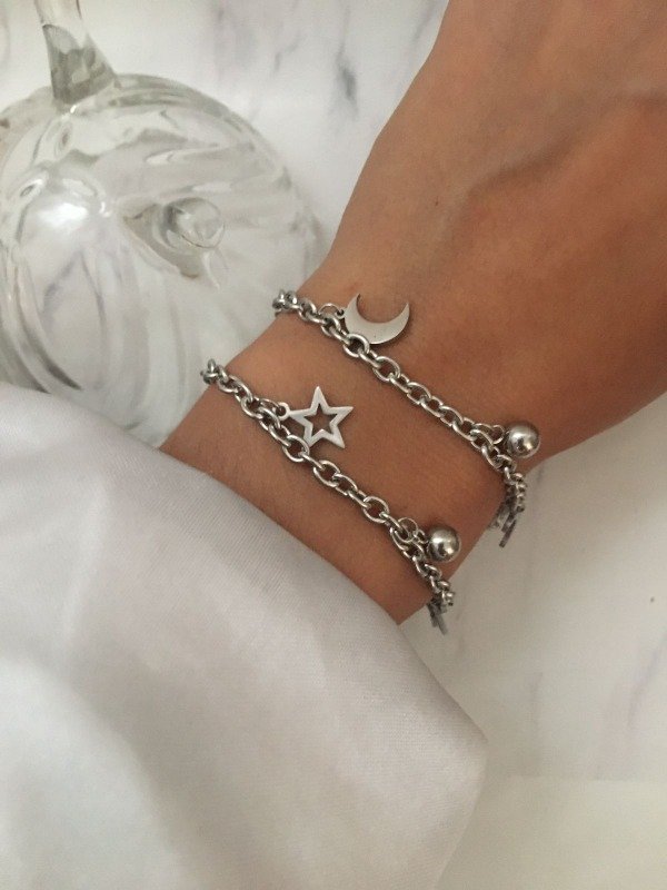 Producto - Pulseras con dijes Luna o Estrella Acero Quirúrgico