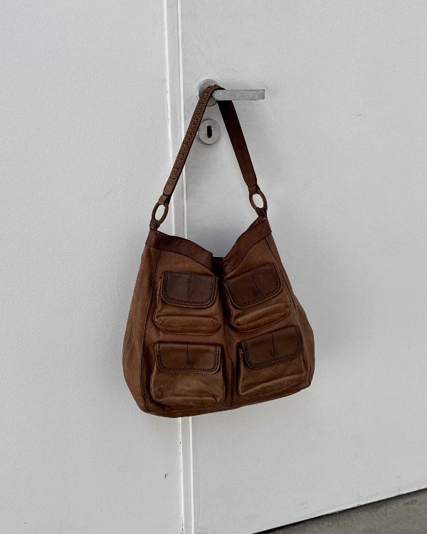 Producto - maxi bag banana republic leather