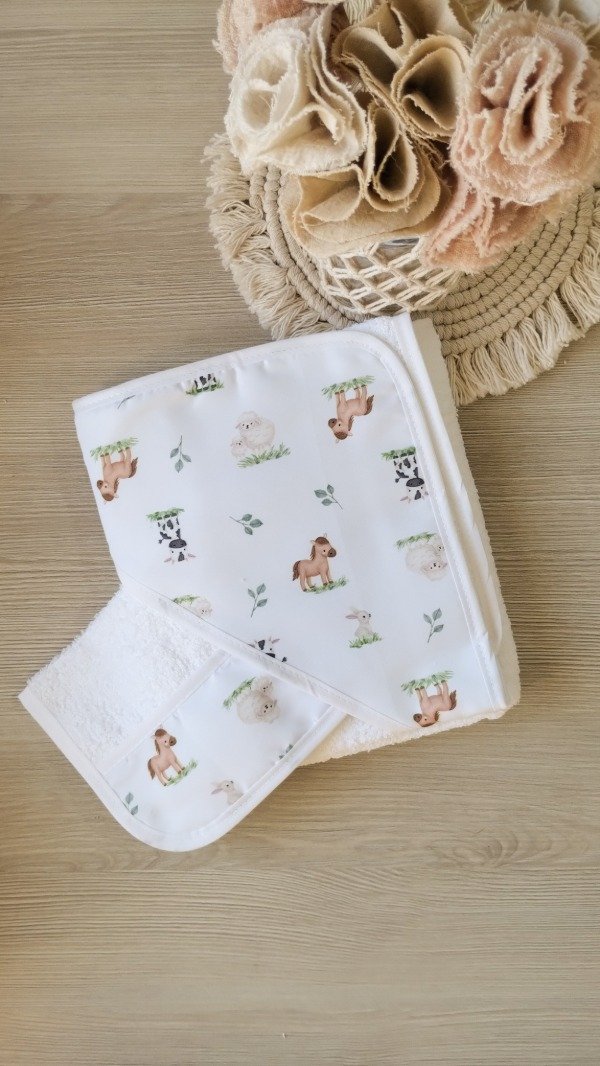 Producto - Toallón con babita GRANJA