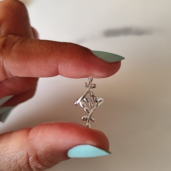 Producto - Ear Cuff Laureles