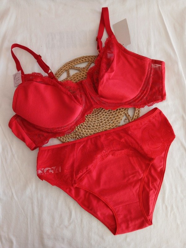 Producto - Conjunto algodón combinado con aro rojo T.120