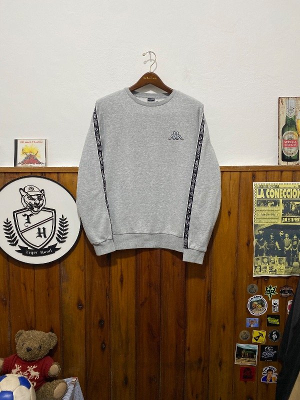 Producto - KAPPA SPELL OUT CREWNECK (M)