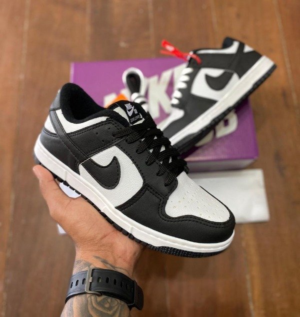 Producto - NK SB DUNK PANDA