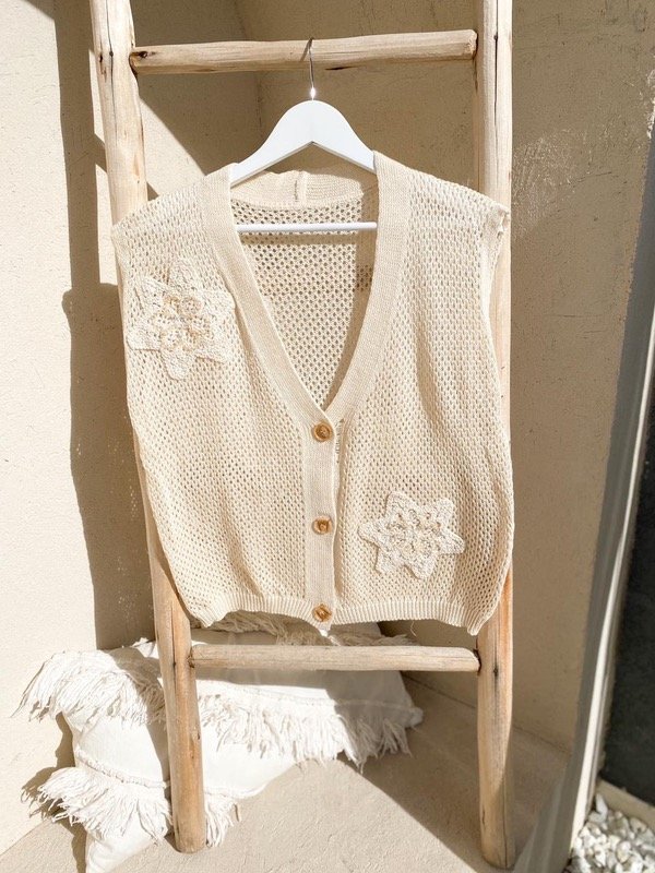 Producto - Chaleco Hilo con apliques