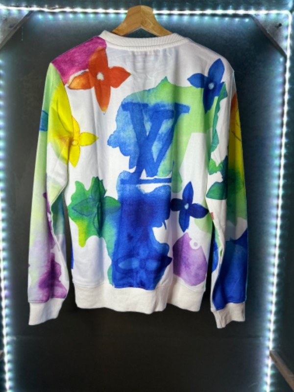Producto - Buzo LV c - 1