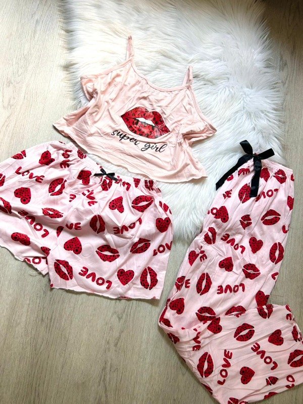 Producto - PIJAMA TRES PIEZAS ESTAMPADO