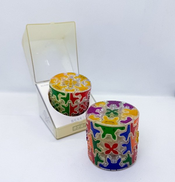 Producto - Cubo Rubik Cilindro trasparente (MFG2044)
