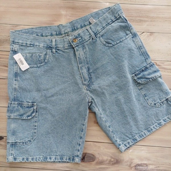 Producto - 150 - BERMUDA HOMBRE CELESTE CARGO