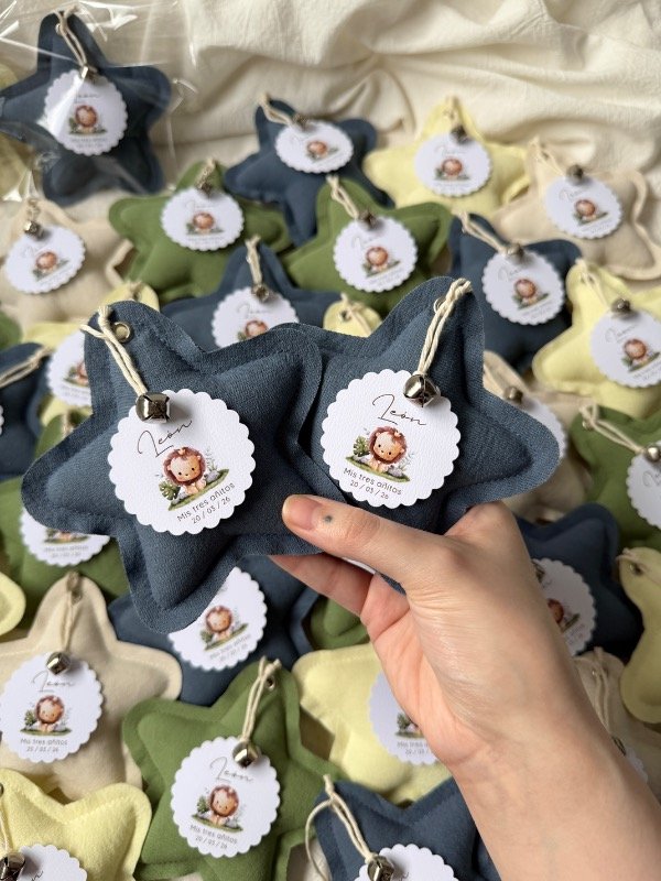 Producto - 15 unidades - souvenir estrella de tela color azul acero - SIN borla