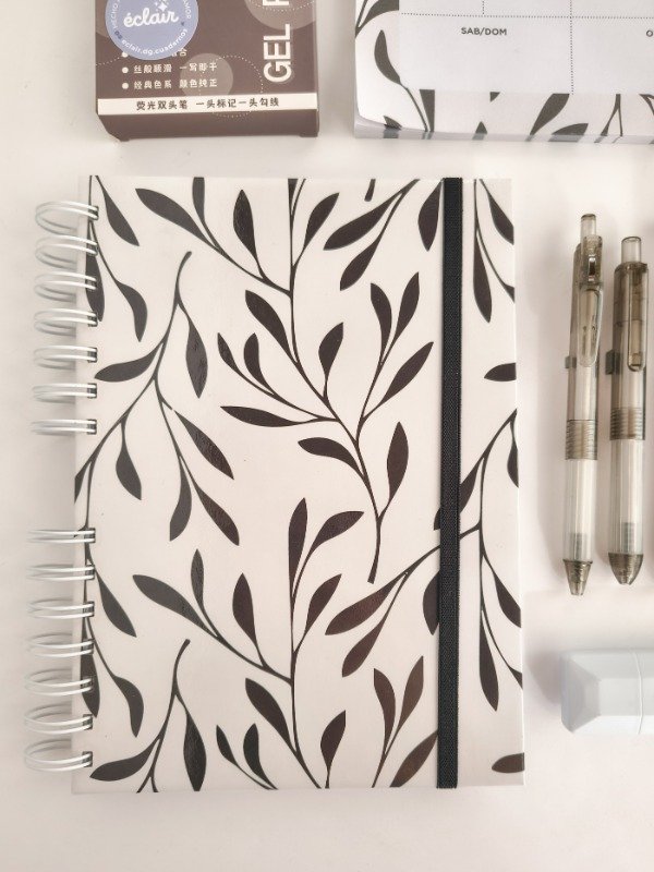 Producto - Combo cuaderno + organizador semanal + accesorios - Negro - 4