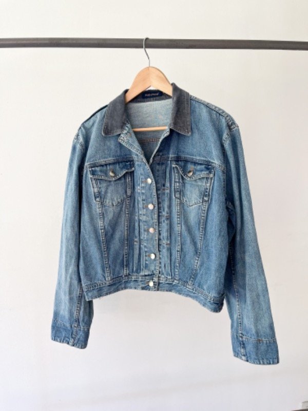 Campera pret