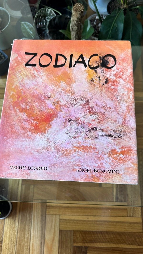 Producto - Libro Zodiaco