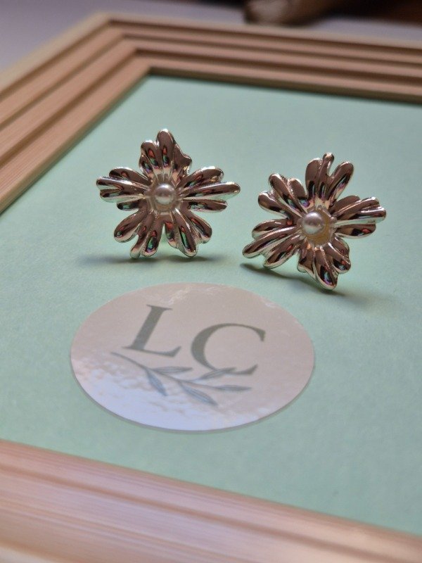 Producto - Aro pasante flor