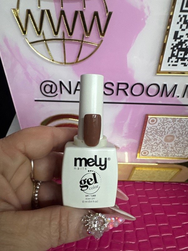 Producto - Esmalte mely 070 dulce de leche
