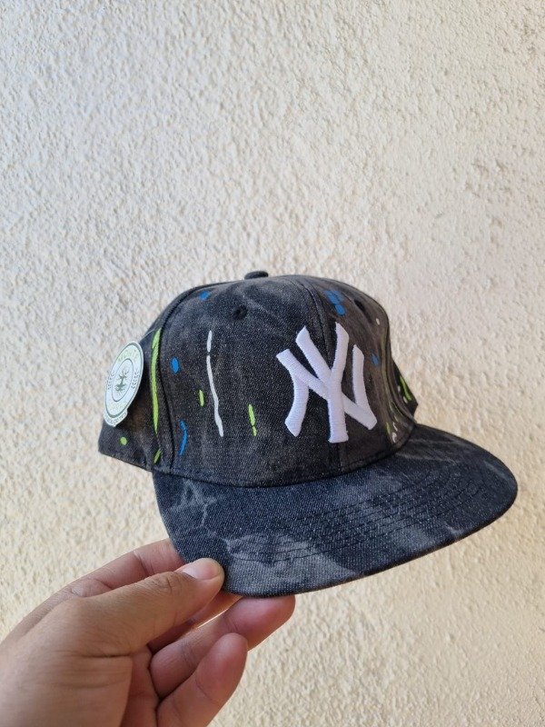 Producto - Gorra PLANA NY REGULABLE JEAN NEGRO