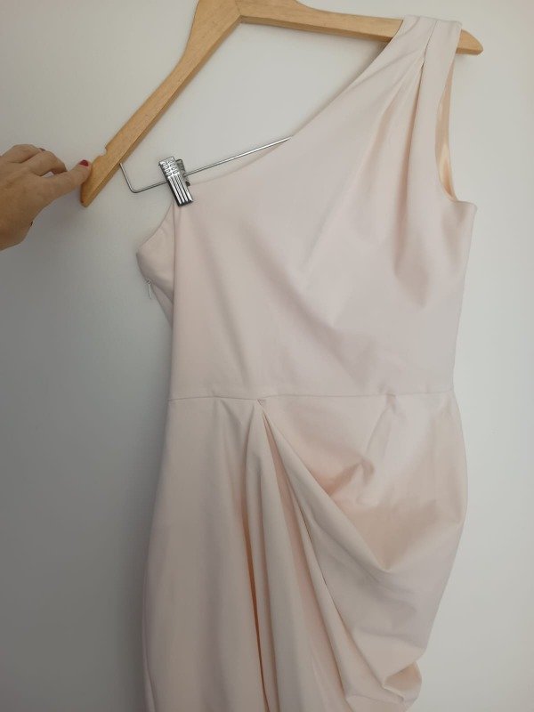 Producto - Vestido hombro Jazmin Chebar