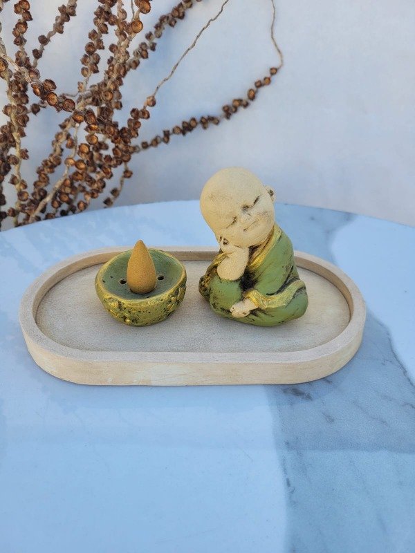 Producto - Buda con sahumador en bandeja