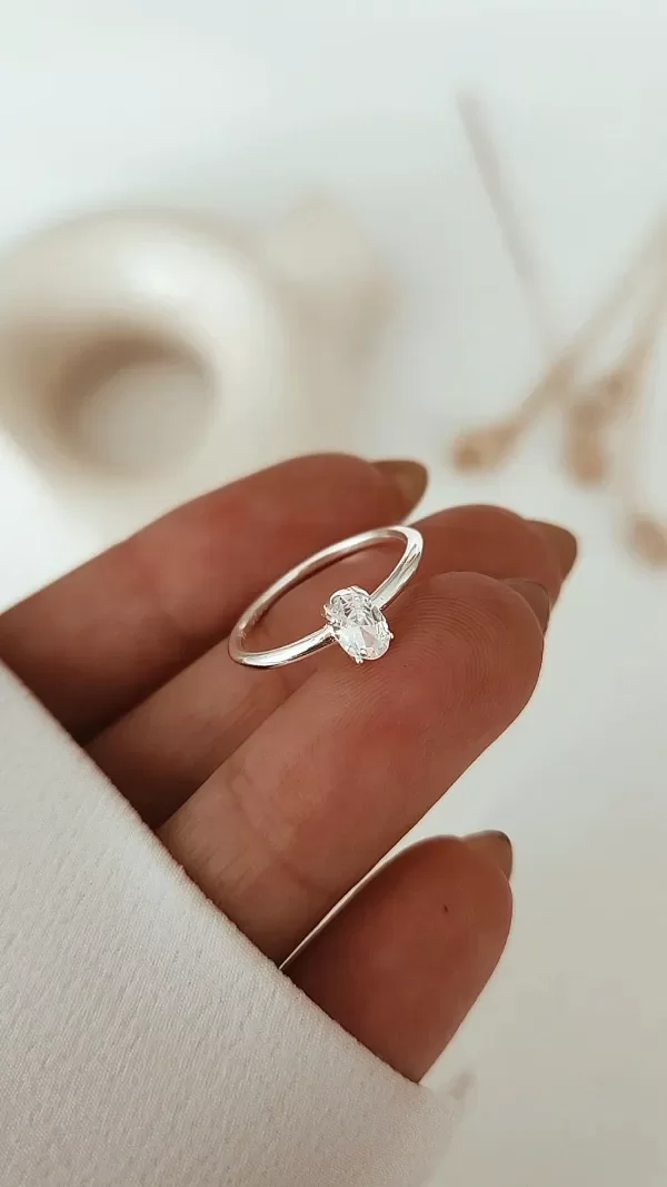 Producto - Anillo miss oval mini simple P925