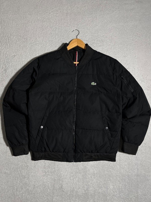 Producto - JACKET DE PLUMAS LACOSTE FULL BLACK BOOTLEG (L)