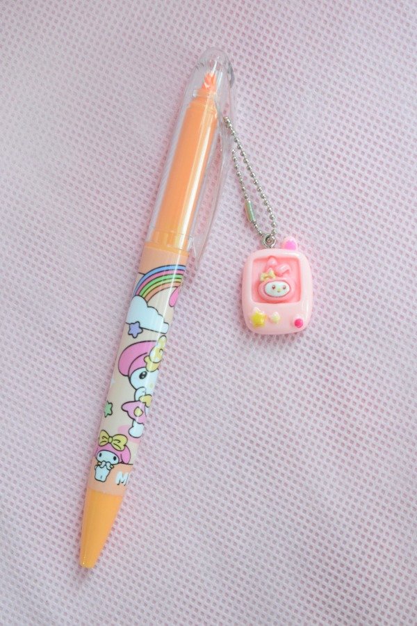 Producto - Lapicera 2 en 1 con llavero Sanrio