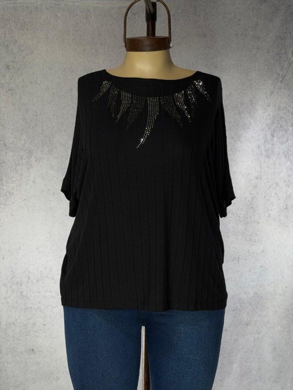 Producto - REMERA CARDI NEGRA MORLEY STRASS