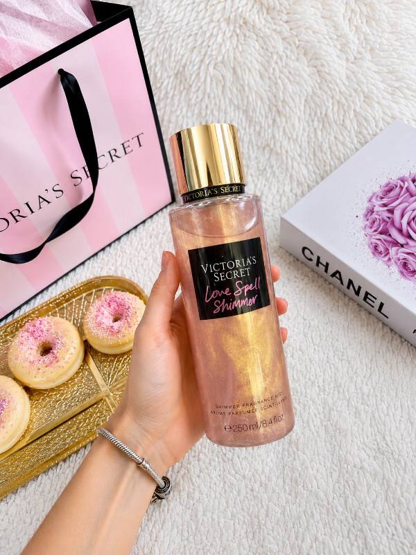 Producto - BODY VICTORIA 250ML - LOVE SPELL SHIMMER