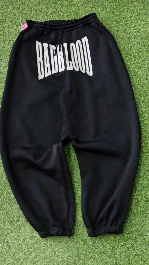 Producto - Jogger babucha "Badblood" algodón premium frizado - 0