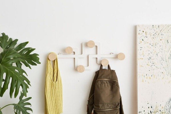 Producto - PERCHERO NINA