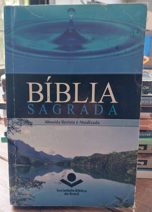Producto - Biblia Sagrada Almeida Revista e Atualizada