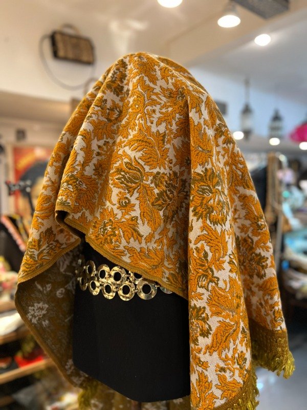 Producto - Cubrecama en jacquard en tonos anaranjados